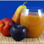 Succo di frutta: susine rosse, pere forelle, pesche nettarine